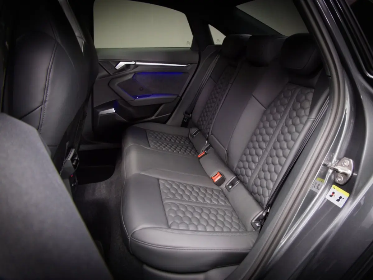 Limousine 2.5 TFSI quattro (CARBON IN- & EXTERIEUR, B&O, ACC, PANO, HUD, HD LED-MATRIX, SF