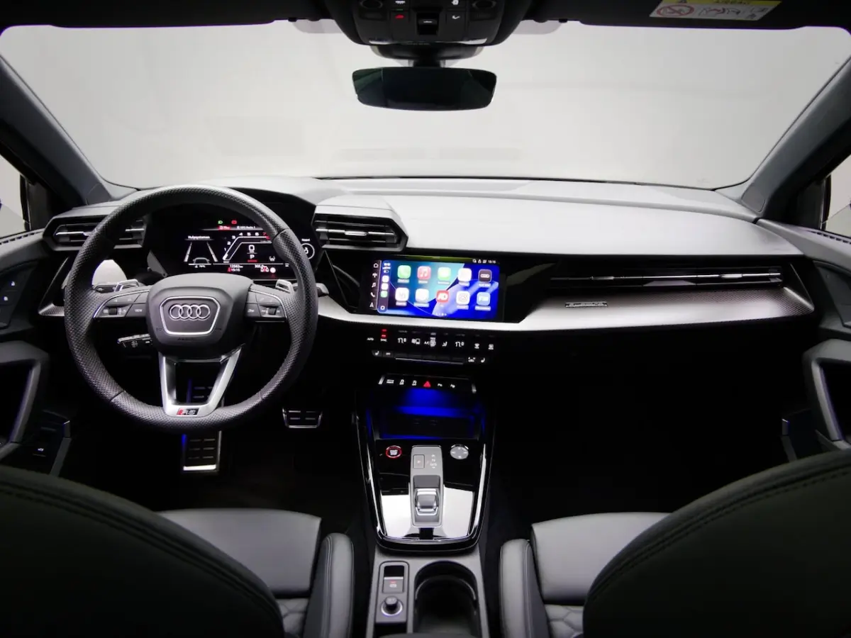 Limousine 2.5 TFSI quattro (CARBON IN- & EXTERIEUR, B&O, ACC, PANO, HUD, HD LED-MATRIX, SF