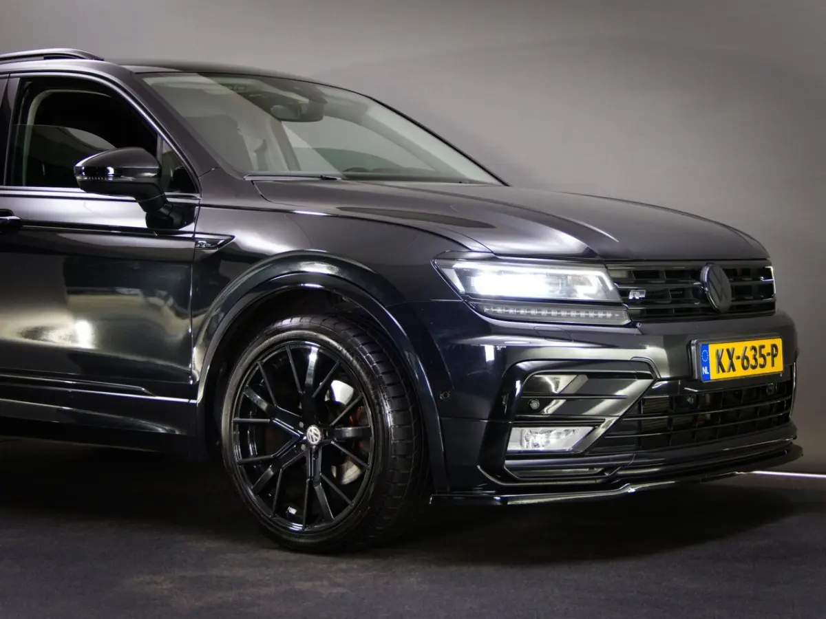 1.4 TSI ACT Connected Series R-Line (APPLE CARPLAY/ANDROID AUTO, SPORTSTOELEN LEDER, ACHTE