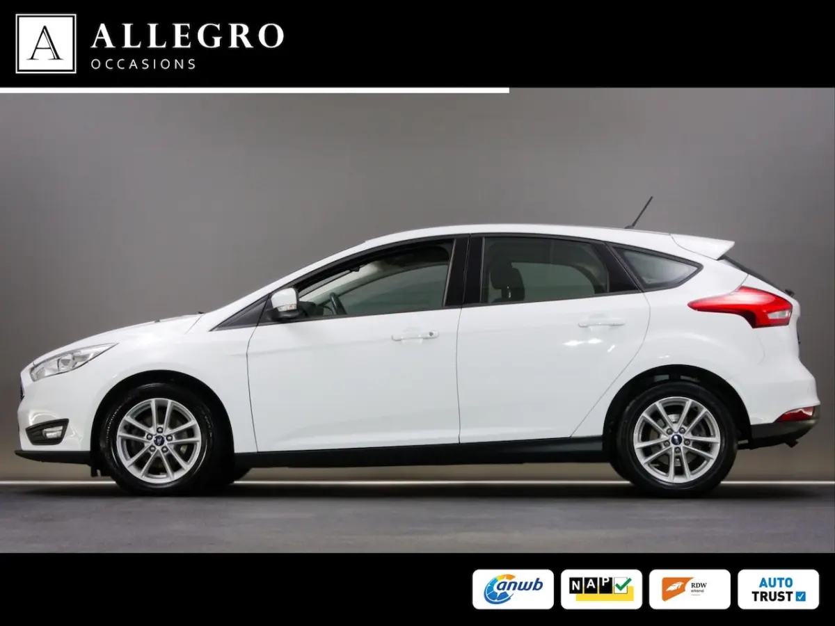 1.0 EcoBoost Trend Edition Business (APPLE CARPLAY / ANDROID AUTO, CRUISE CONTROL, NAVIGAT