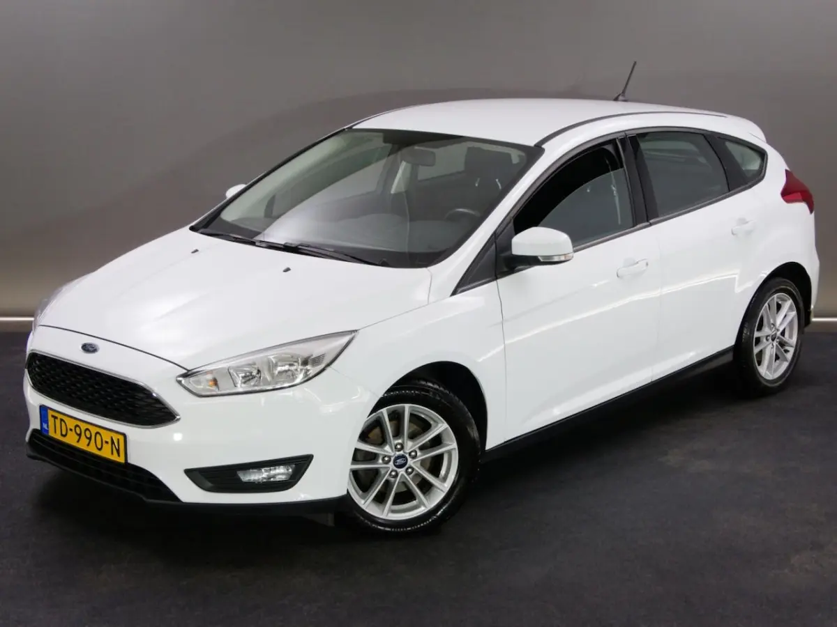 1.0 EcoBoost Trend Edition Business (APPLE CARPLAY / ANDROID AUTO, CRUISE CONTROL, NAVIGAT