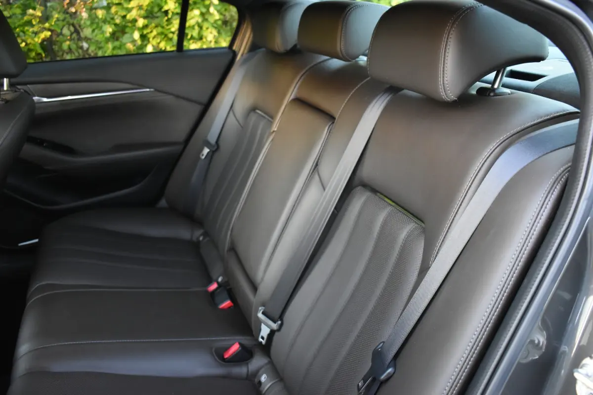 6 2.0 SkyActiv-G 165 Signature FULL SUBLIEME STAAT