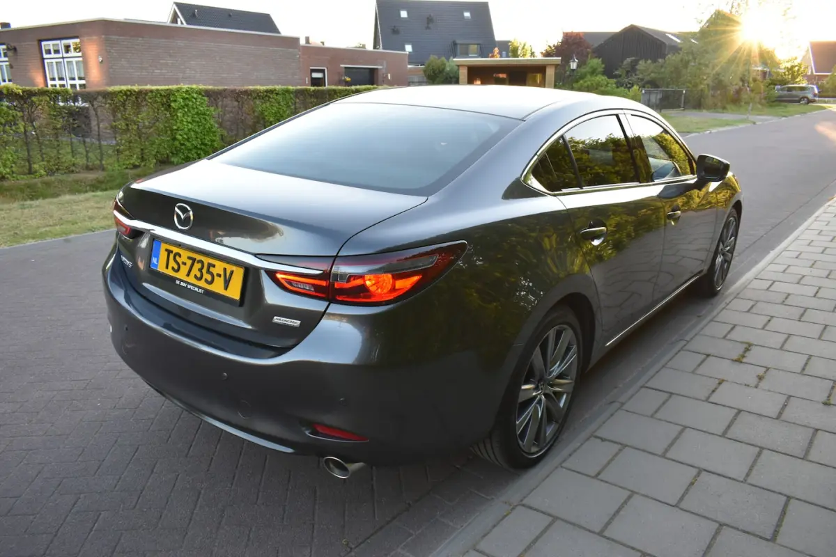 6 2.0 SkyActiv-G 165 Signature FULL SUBLIEME STAAT