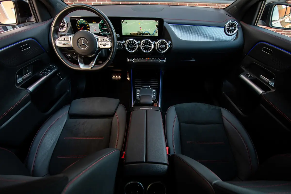 250+ AMG Line 71 kWh