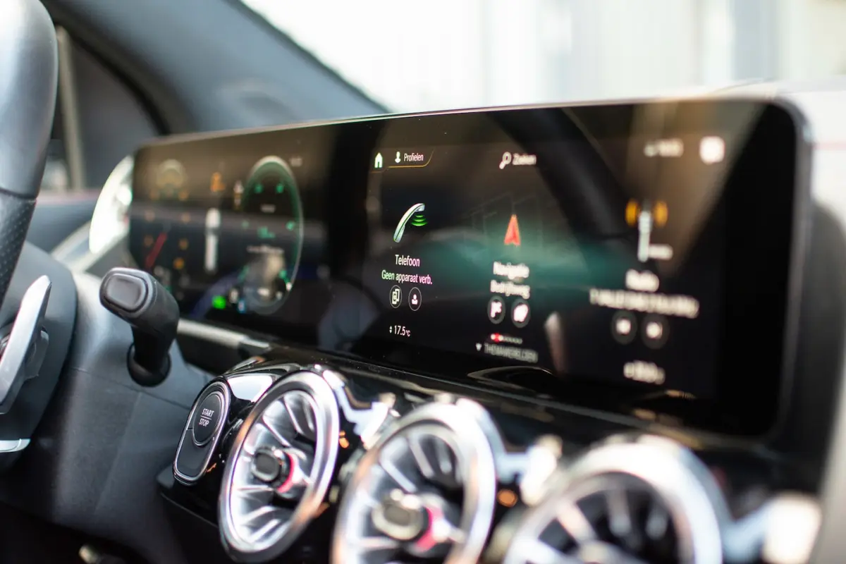 250+ AMG Line 71 kWh