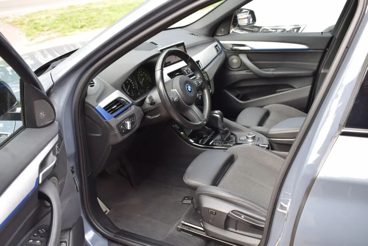 XDrive25e M SPORT AUTOM/PANO DAK/CRUISE/NAVI/AIRCO ECC/XENON/CAMERA/BLUETOOTH/PDC V/LMW 19