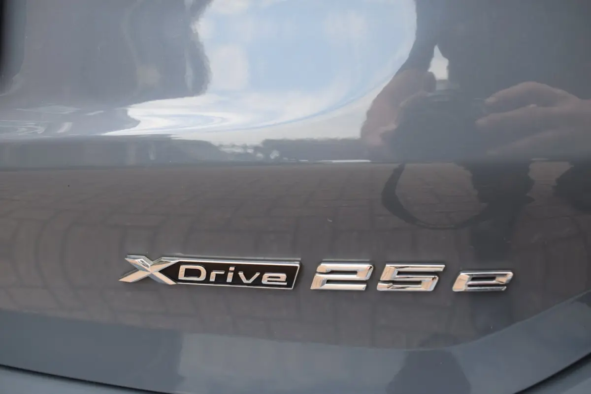 XDrive25e M SPORT AUTOM/PANO DAK/CRUISE/NAVI/AIRCO ECC/XENON/CAMERA/BLUETOOTH/PDC V/LMW 19