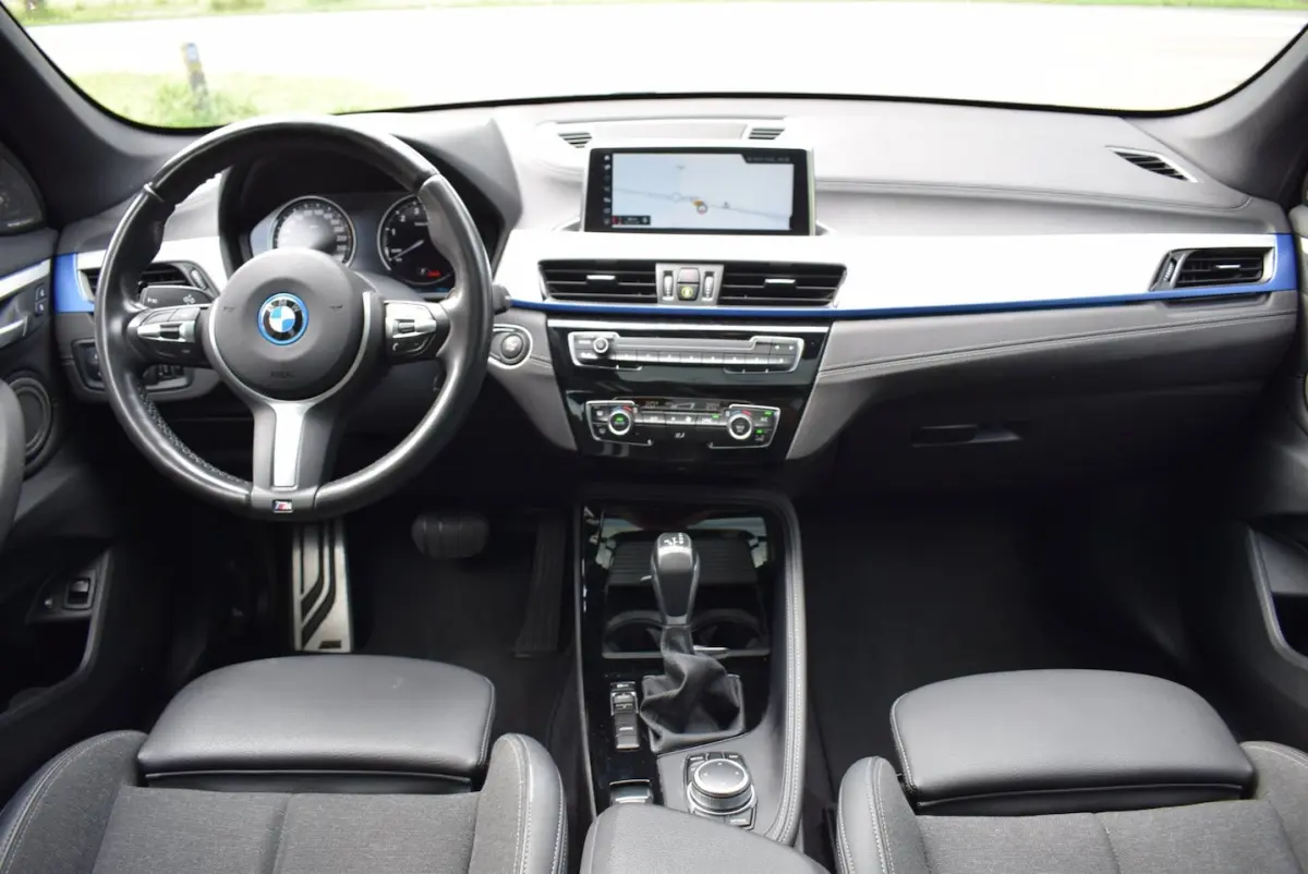 XDrive25e M SPORT AUTOM/PANO DAK/CRUISE/NAVI/AIRCO ECC/XENON/CAMERA/BLUETOOTH/PDC V/LMW 19