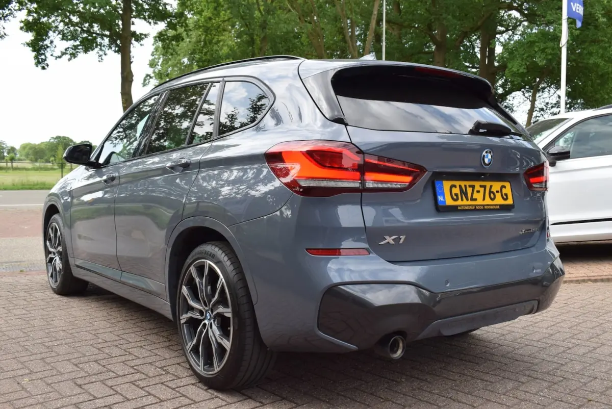 XDrive25e M SPORT AUTOM/PANO DAK/CRUISE/NAVI/AIRCO ECC/XENON/CAMERA/BLUETOOTH/PDC V/LMW 19