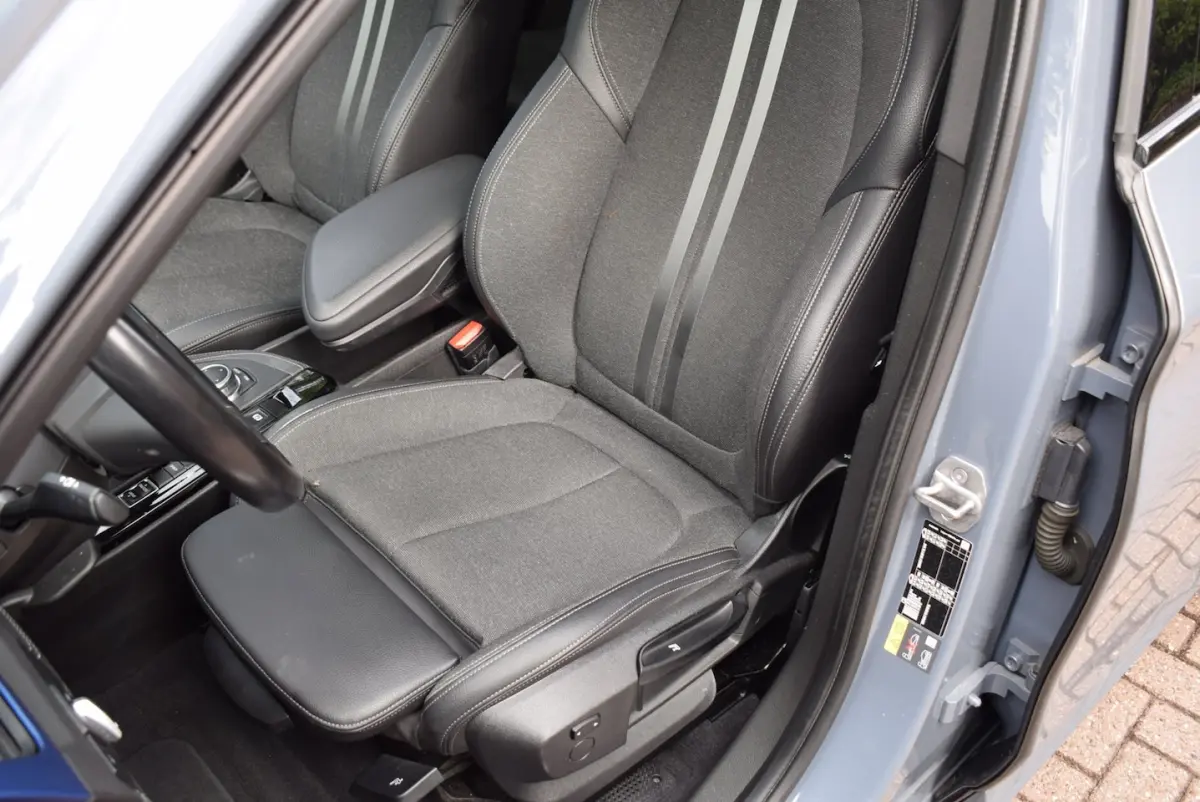XDrive25e M SPORT AUTOM/PANO DAK/CRUISE/NAVI/AIRCO ECC/XENON/CAMERA/BLUETOOTH/PDC V/LMW 19