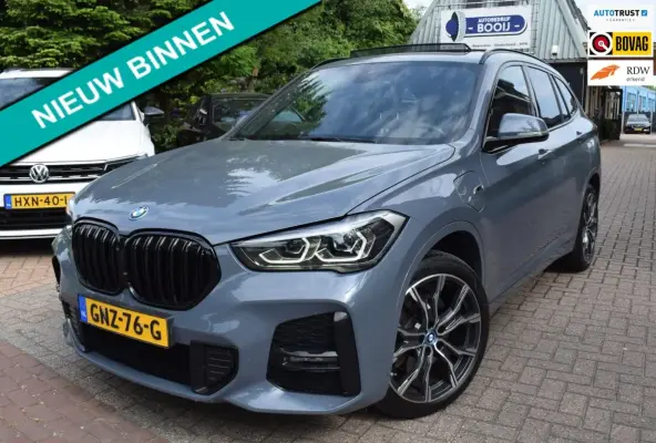 XDrive25e M SPORT AUTOM/PANO DAK/CRUISE/NAVI/AIRCO ECC/XENON/CAMERA/BLUETOOTH/PDC V/LMW 19