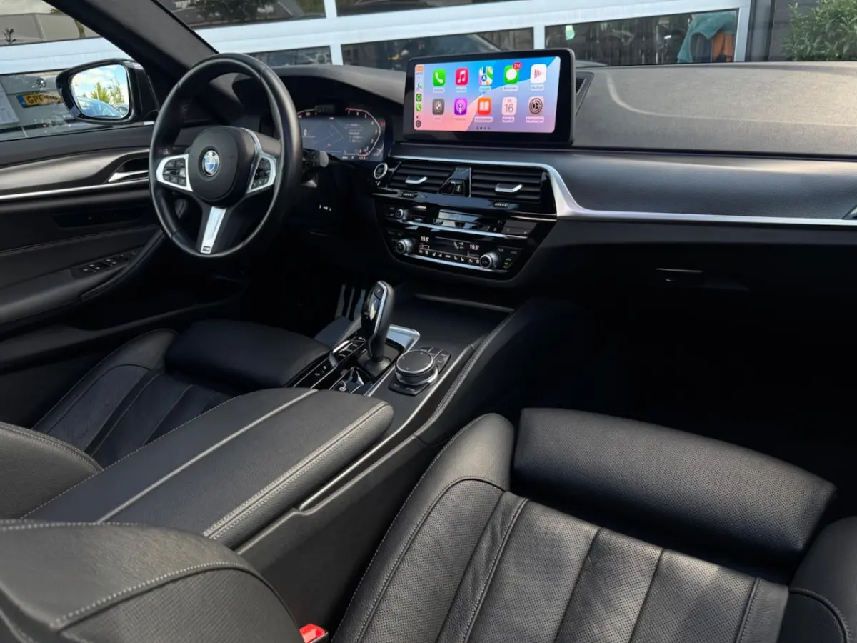 530i M-Sport / Pano / ACC