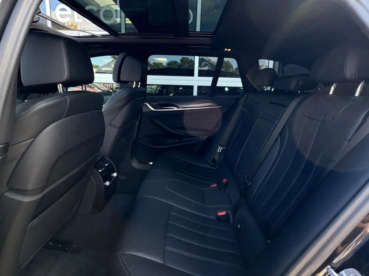 530i M-Sport / Pano / ACC