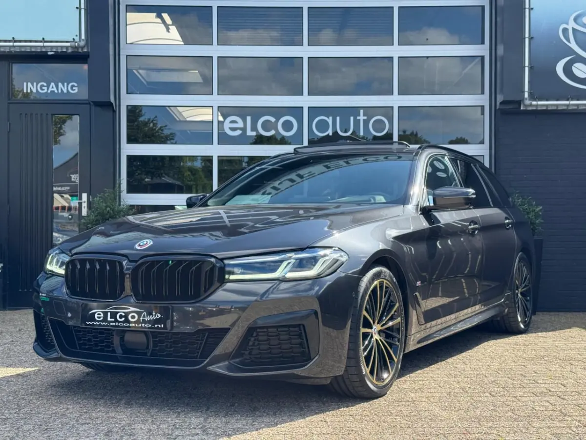 530i M-Sport / Pano / ACC
