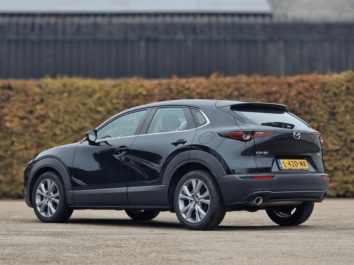 2.0 e-SkyActiv-X Comfort AUTOMAAT*Navigatie*Camera*PDC*Climate control*Cruise control