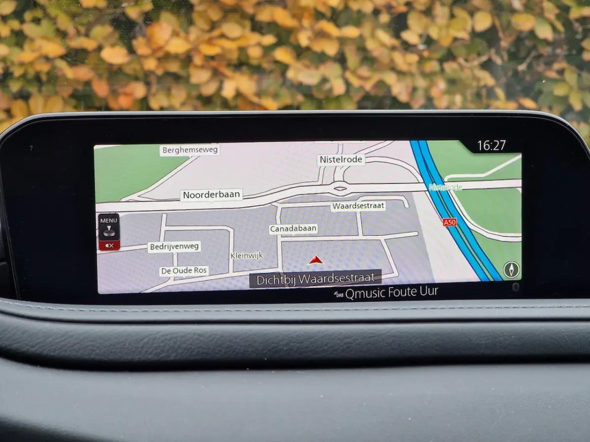 2.0 e-SkyActiv-X Comfort AUTOMAAT*Navigatie*Camera*PDC*Climate control*Cruise control