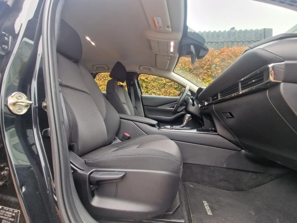 2.0 e-SkyActiv-X Comfort AUTOMAAT*Navigatie*Camera*PDC*Climate control*Cruise control
