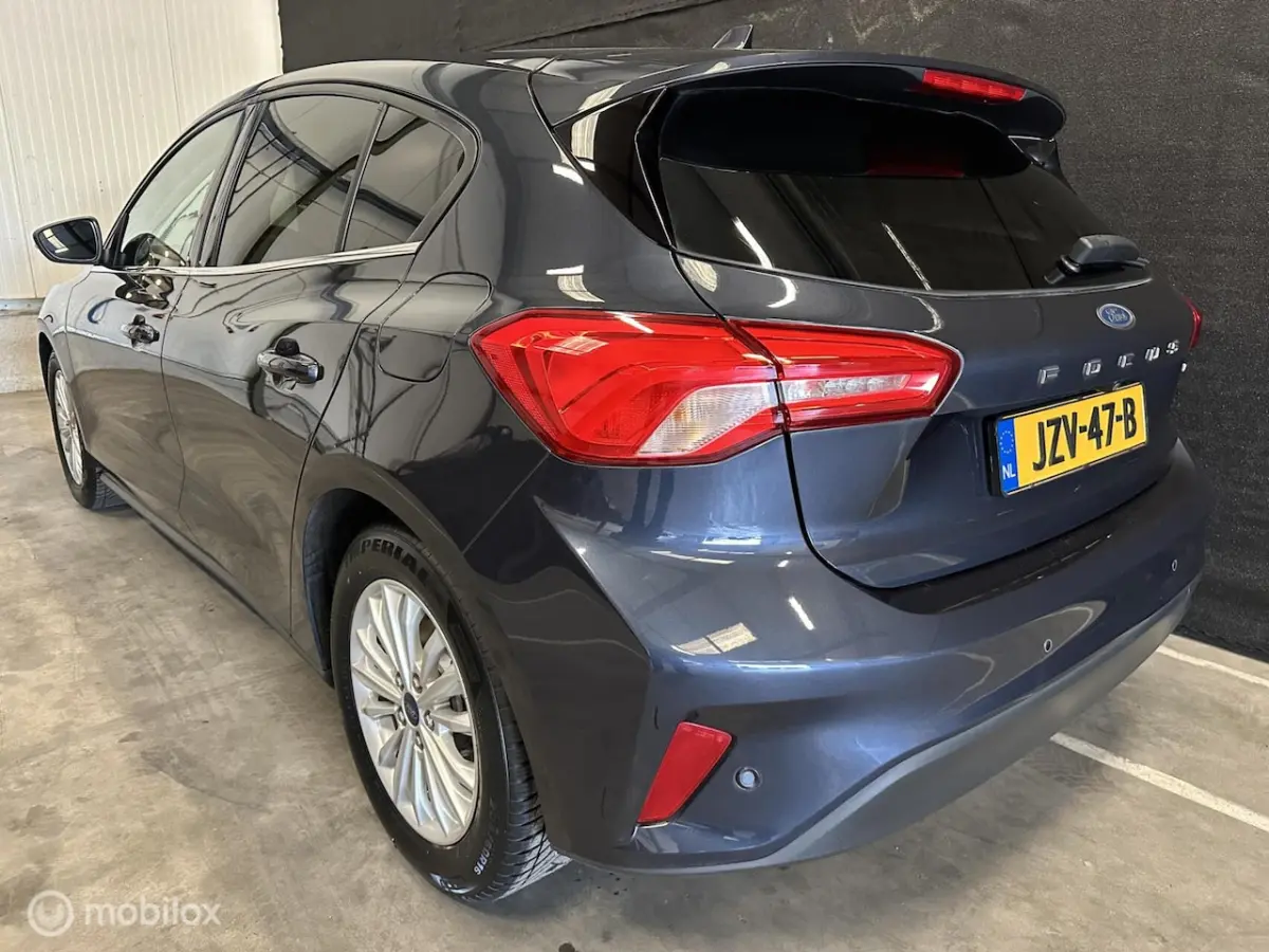 1.0 EcoBoost Hybrid Active X Business