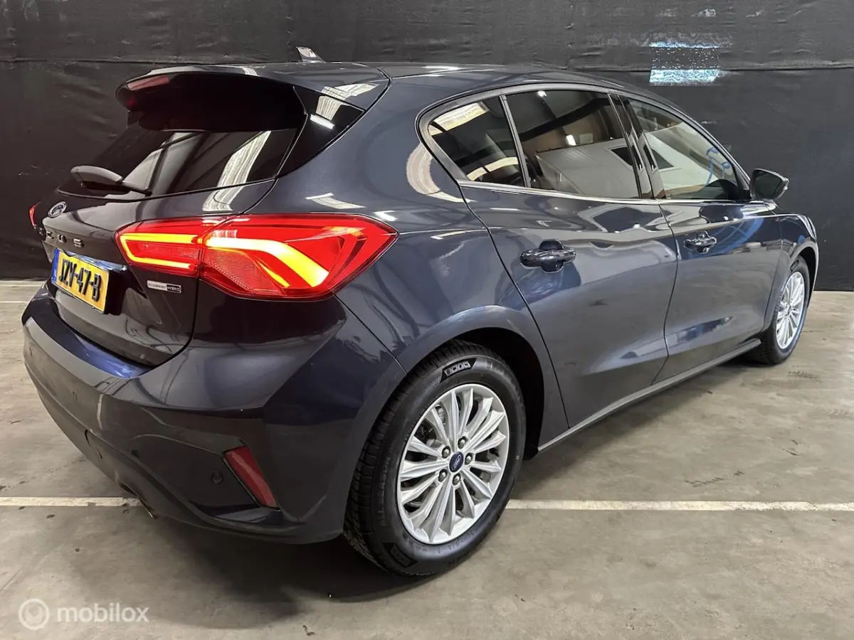 1.0 EcoBoost Hybrid Active X Business