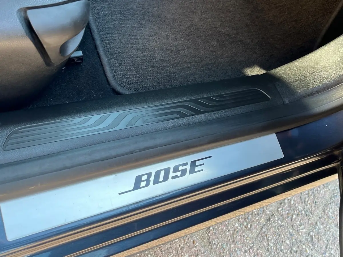 1.2 TCe Bose , Led, Navi, Massage