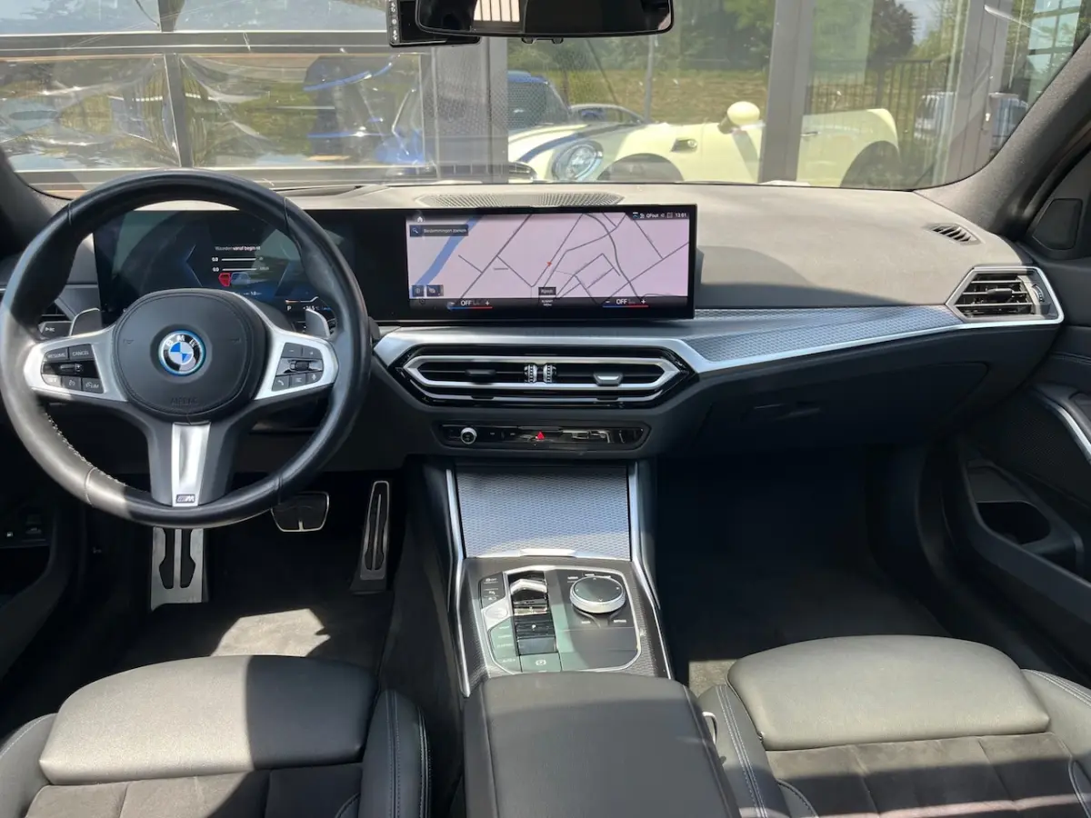 330e xDrive , Panodak, M-Sport