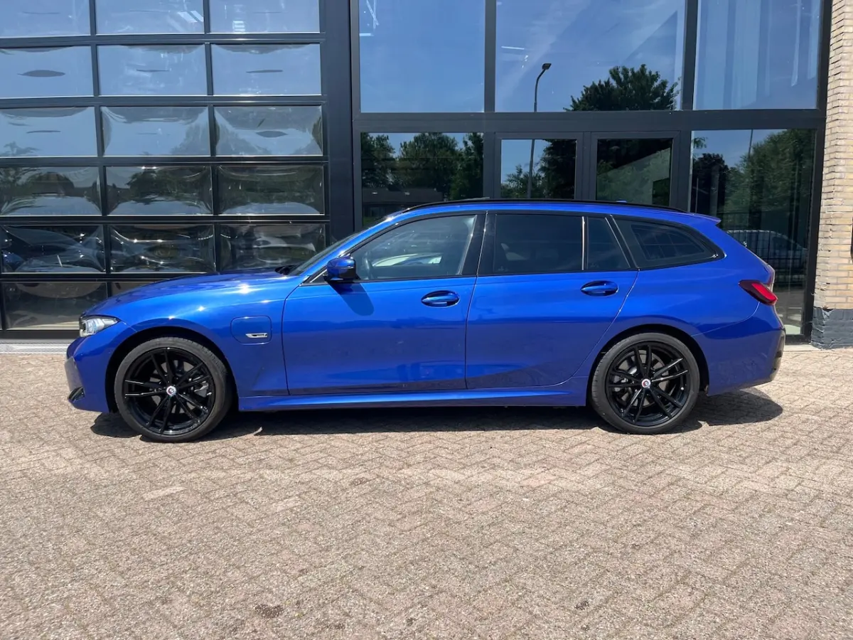 330e xDrive , Panodak, M-Sport