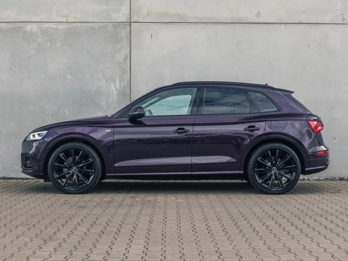 55 TFSI e Quattro Competition Exclusive Violett