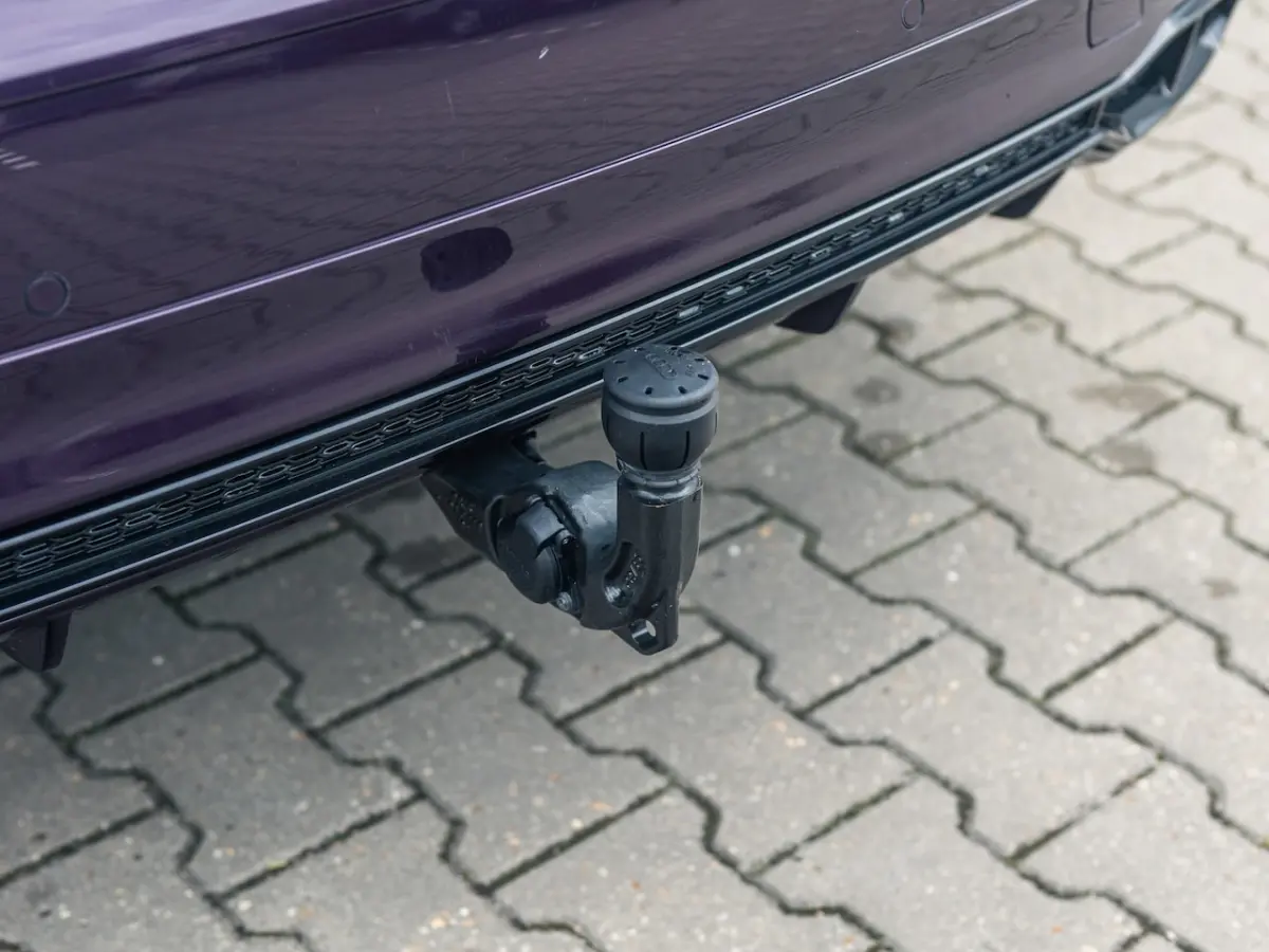 55 TFSI e Quattro Competition Exclusive Violett
