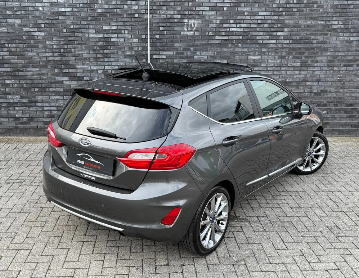 1.0 EcoBoost Vignale Nwe Distr|Panorama|B&O|Full Keyless|Carplay|Led & Xenon|Leder|17"
