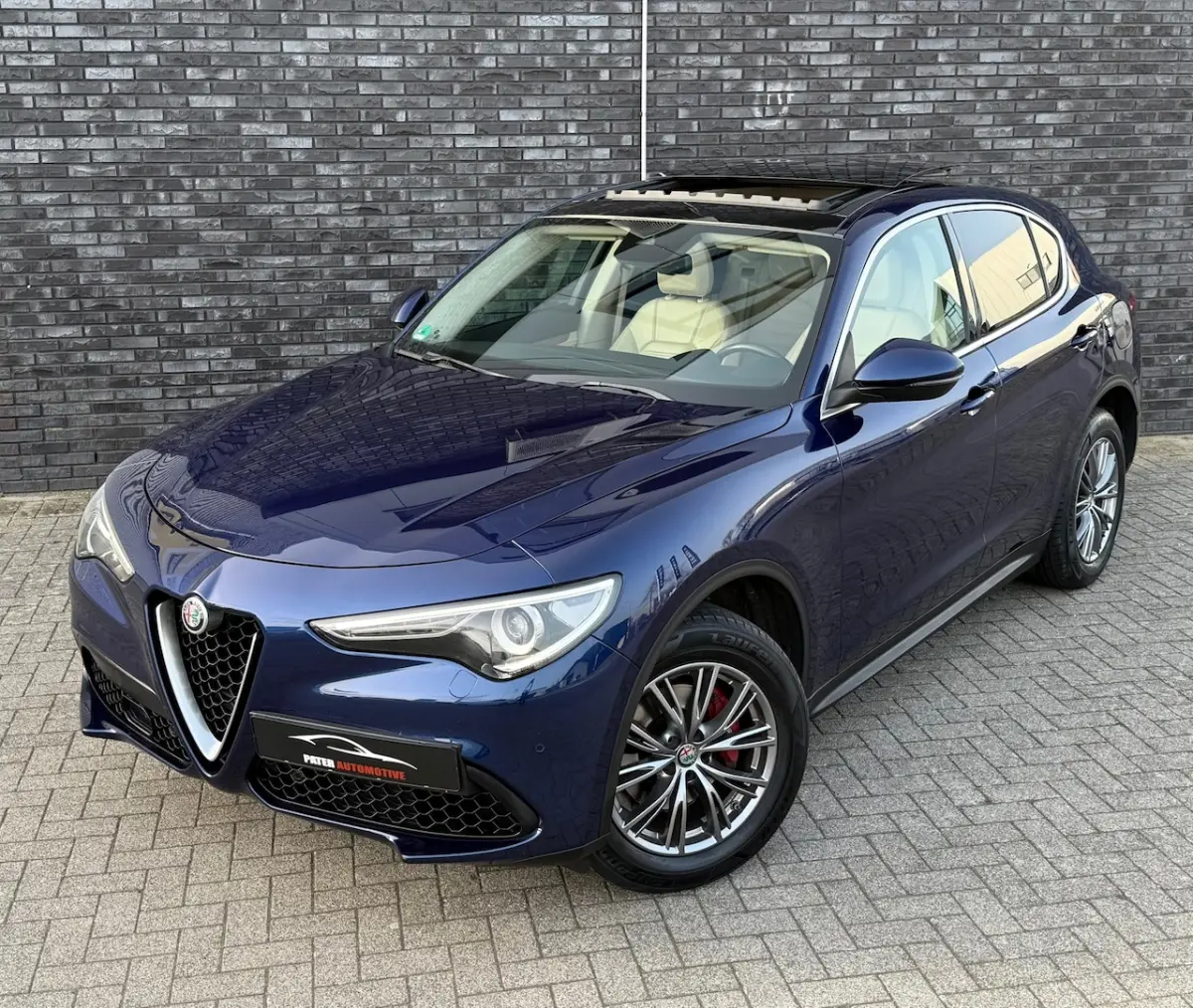 2.0 T AWD Super 280pk|Camera|Panorama|Performance Pack|2300kg Trekgewicht|BOM VOL OPTIES