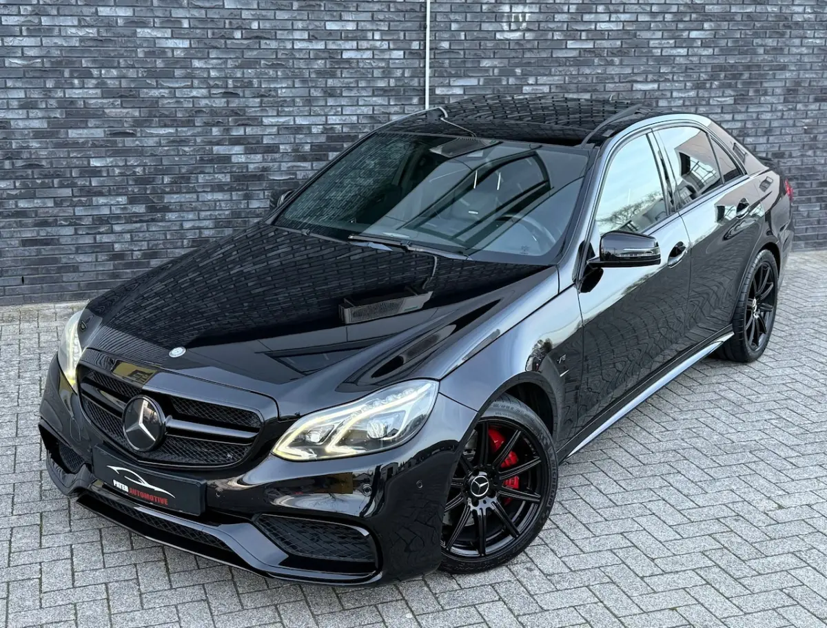 AMG 63 730pk|Panorama|Camera|Memory|Harman Kardon|Blind Spot