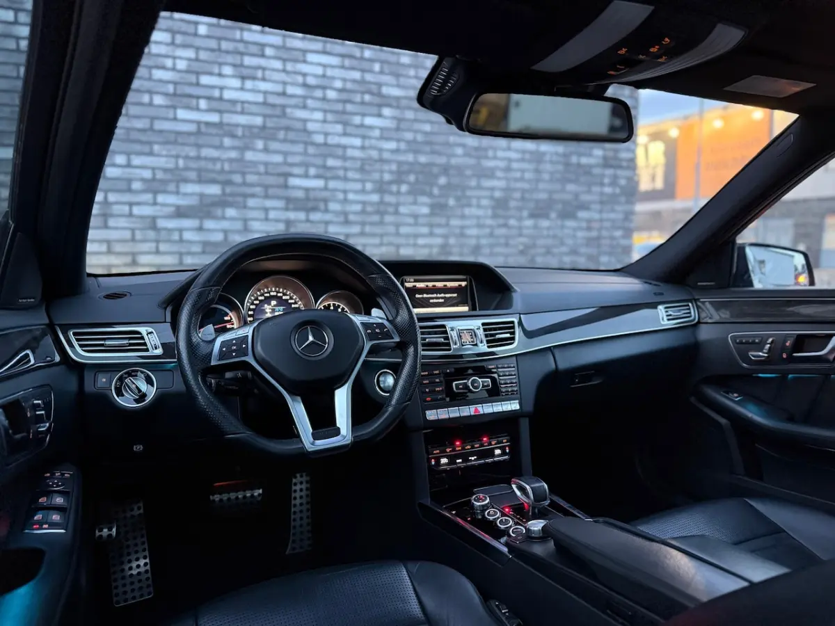 AMG 63 730pk|Panorama|Camera|Memory|Harman Kardon|Blind Spot