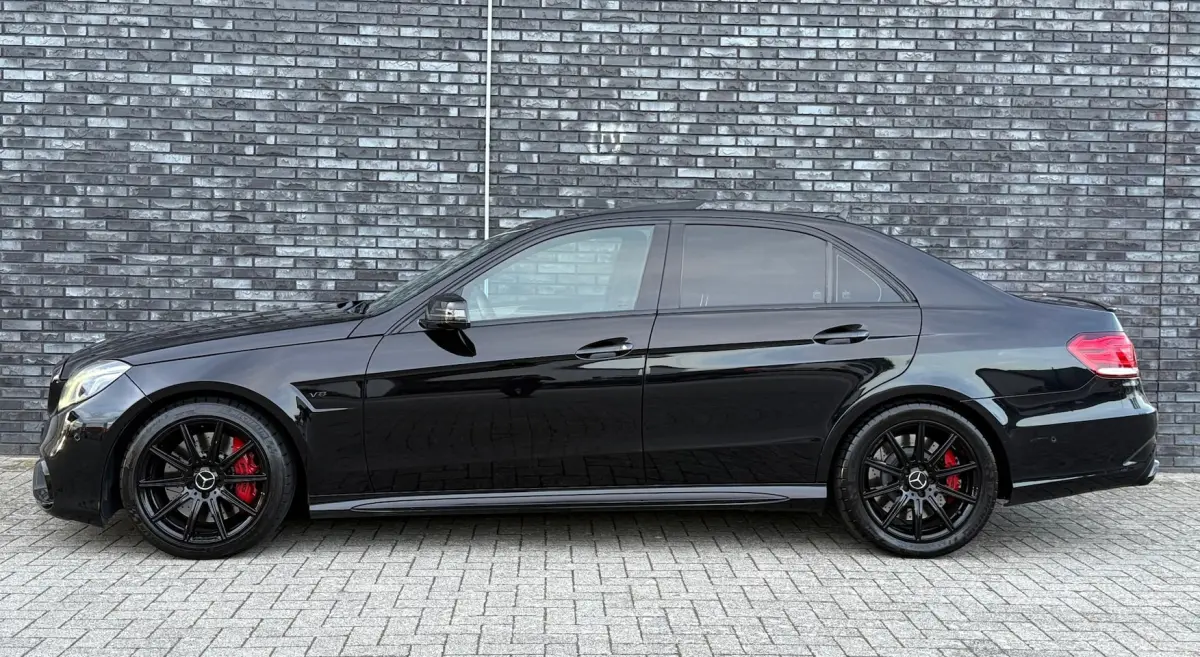 AMG 63 730pk|Panorama|Camera|Memory|Harman Kardon|Blind Spot