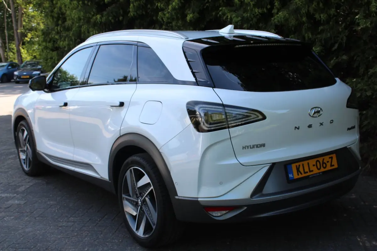FCEV Plus Pack Automaat 163PK | Parkeercamera | Panoramadak | Navigatie