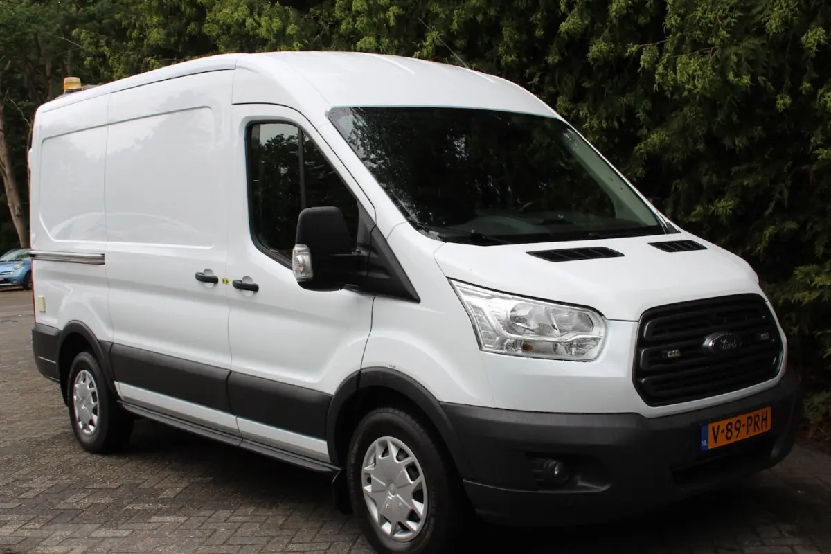 350 2.0 TDCI L2H2 Trend 131PK | Airco | Cruise Control | Navigatie | Camera | Inbouw