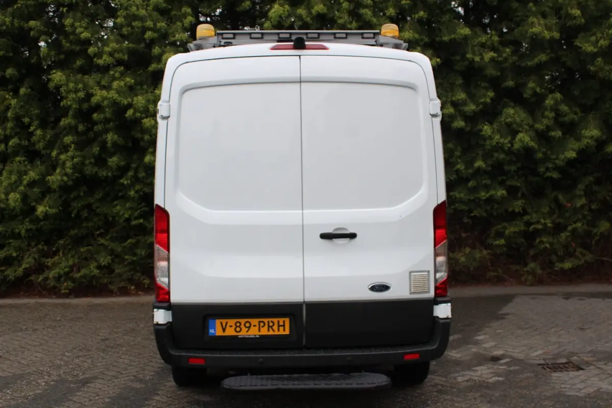 350 2.0 TDCI L2H2 Trend 131PK | Airco | Cruise Control | Navigatie | Camera | Inbouw