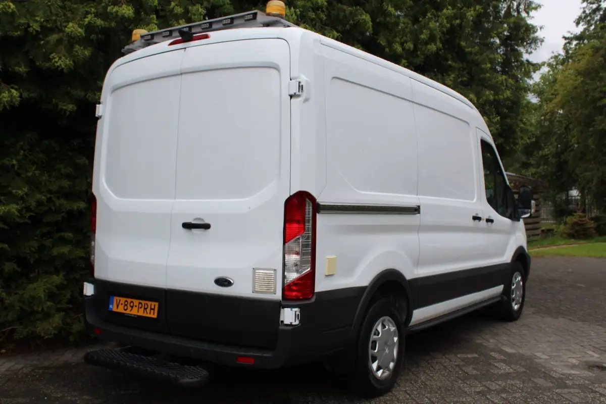 350 2.0 TDCI L2H2 Trend 131PK | Airco | Cruise Control | Navigatie | Camera | Inbouw