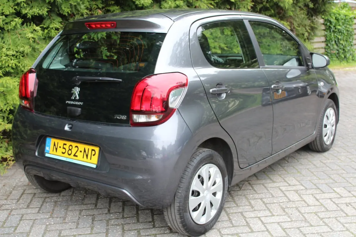 1.0 e-VTi Active 72PK | Airco | DAB | Elektrische ramen