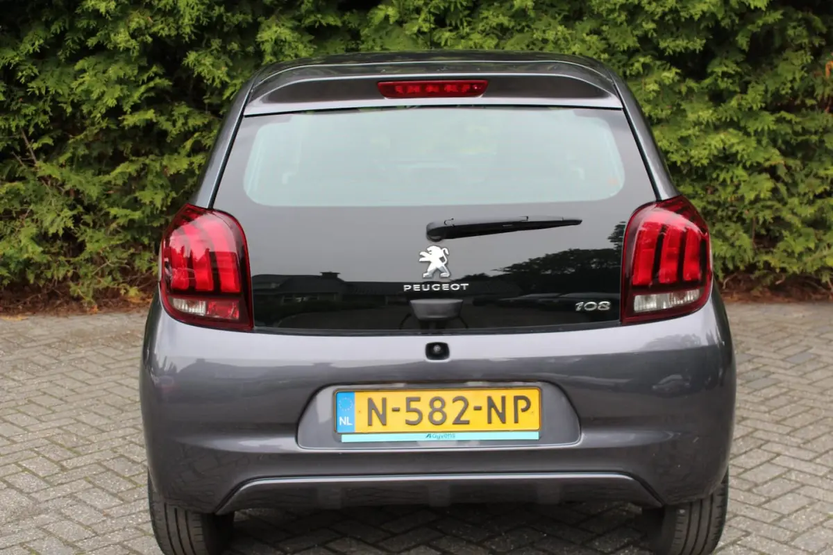 1.0 e-VTi Active 72PK | Airco | DAB | Elektrische ramen
