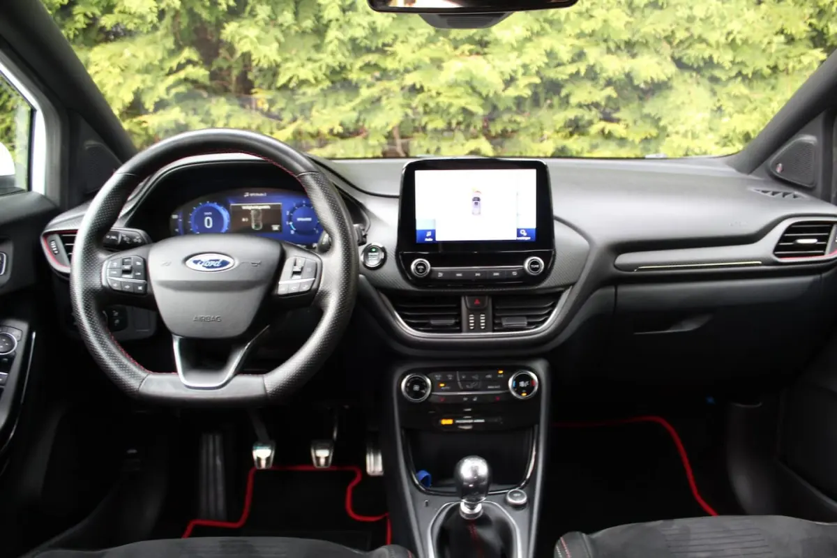 1.0 EcoBoost Hybrid ST-Line X 125PK | Parkeercamera | Cruise Control | Stoelverwarming | C
