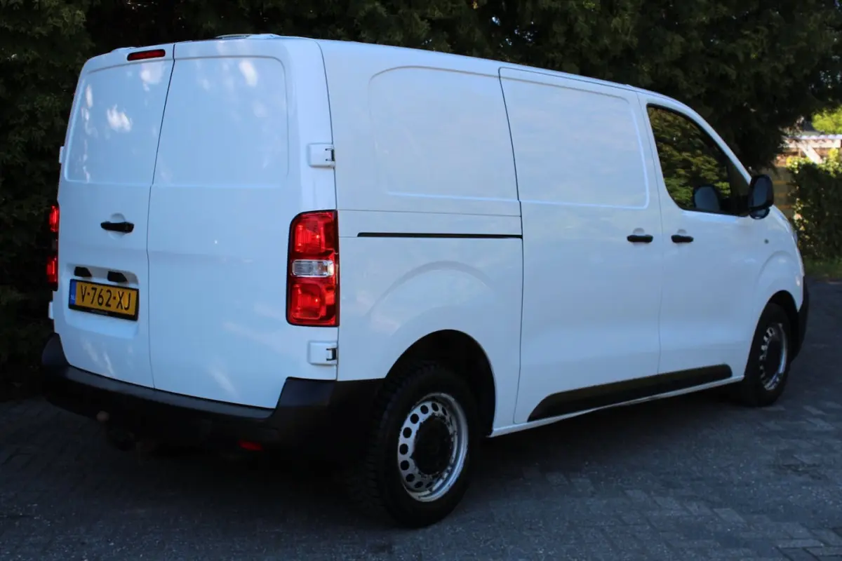 2.0 BlueHDI 120 Club M S&S 120PK | Trekhaak | Airco | Betimmering | Parkeersensoren