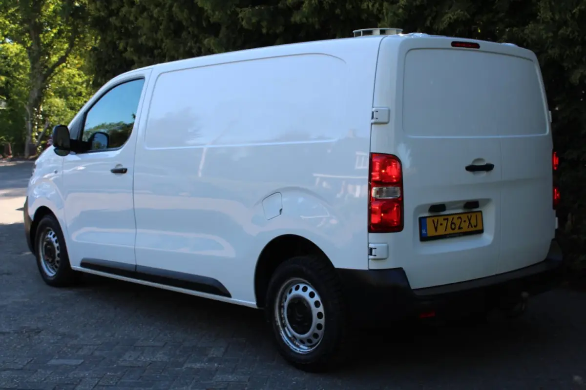 2.0 BlueHDI 120 Club M S&S 120PK | Trekhaak | Airco | Betimmering | Parkeersensoren