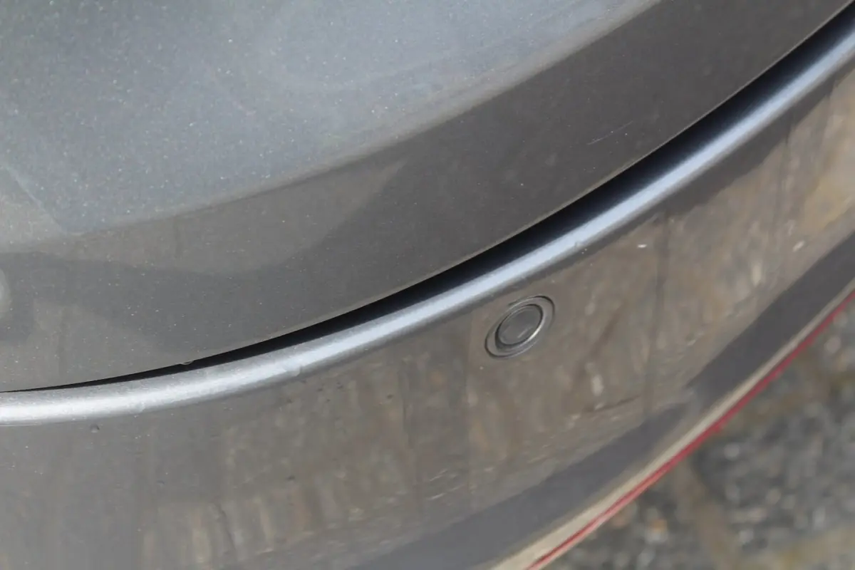 1.6 T Business+ 170PK | Lederen bekleding | Stoel/Stuurverwarming | Navigatie | Parkeersen