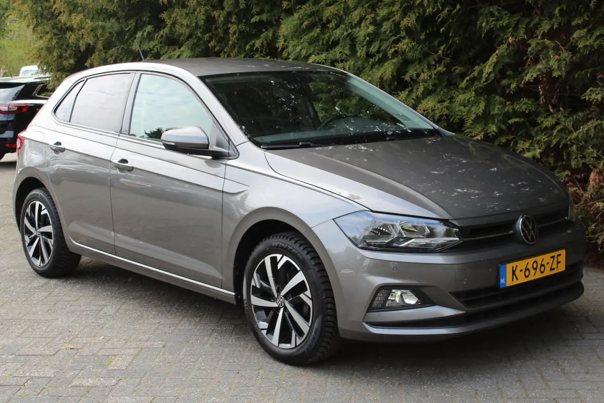 1.0 TSI Comfortline Business 95PK | Navigatie | Parkeersensoren | Cruise Control | Apple/A