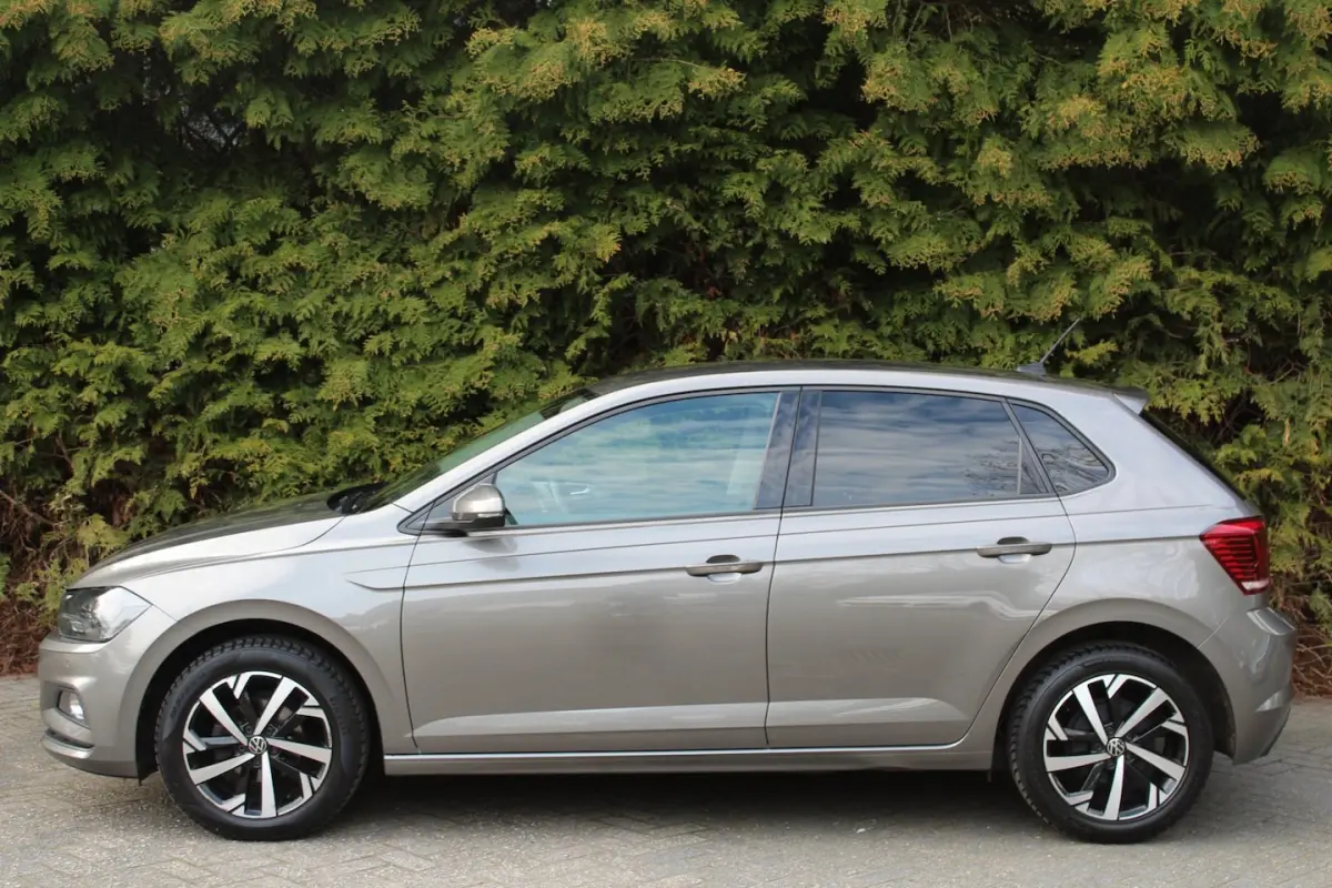 1.0 TSI Comfortline Business 95PK | Navigatie | Parkeersensoren | Cruise Control | Apple/A