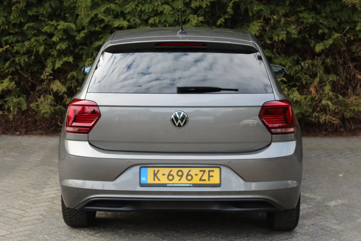 1.0 TSI Comfortline Business 95PK | Navigatie | Parkeersensoren | Cruise Control | Apple/A