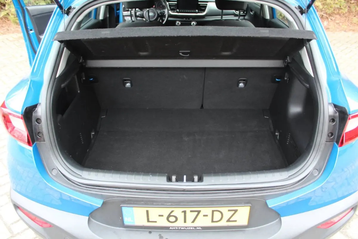 1.0 T-GDi MHEV DynamicLine 100PK | Parkeercamera | Navigatie | Apple/Android Carplay | Cli