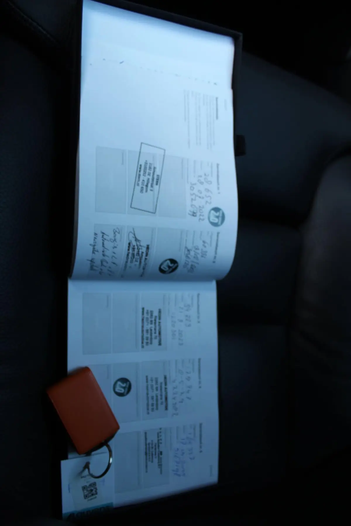 2.0 B3 Momentum 163PK Automaat | Lederen bekleding | Parkeercamera | Apple/Android Carplay