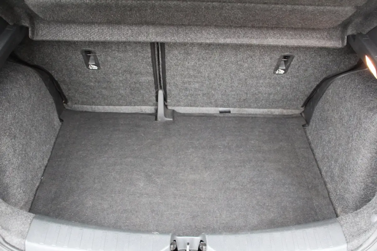 1.0 IG-T N-Connecta 101PK | Navi | Parkeercamera | Climate Control | Lichtmetalen velgen