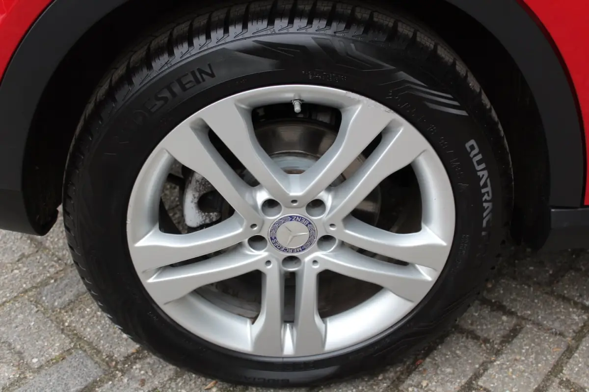 200 d Premium 136PK | Climate Control | Camera | NAVI | Half-leder